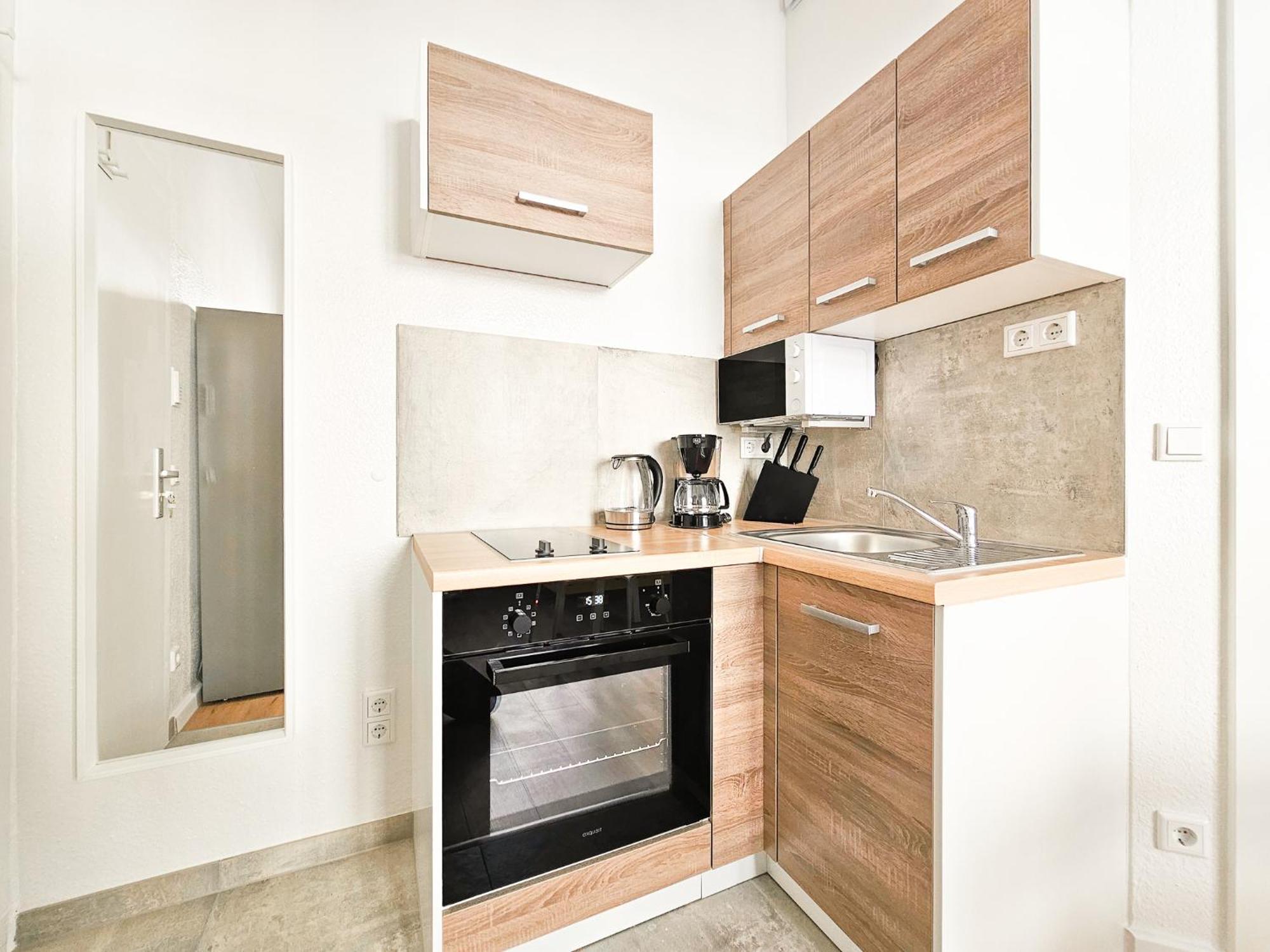 Raj Living - Studio Wohnungen - 15 Min Zur Messe Dus ดุสเซลดอร์ฟ ภายนอก รูปภาพ